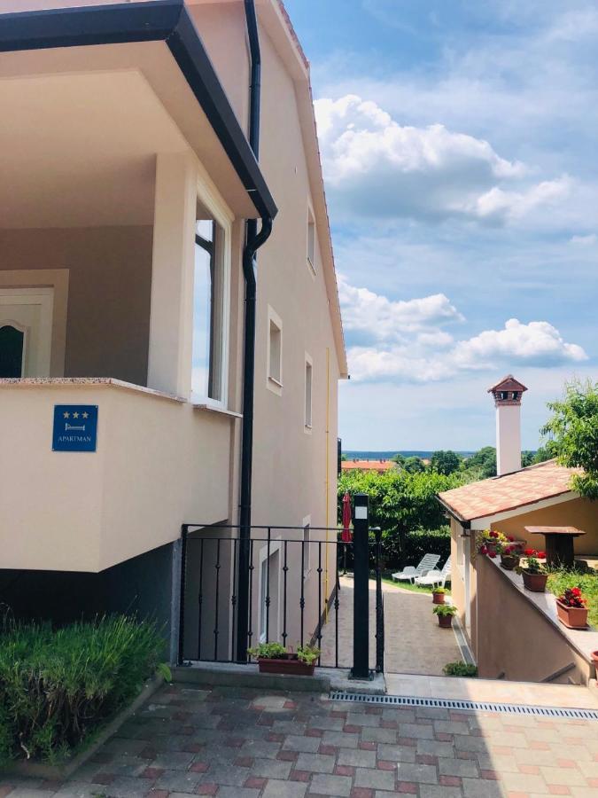 Apartments Zdenka Labin  Exterior photo